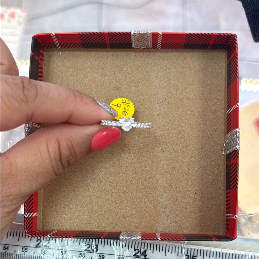 Heart Shaped 925 Sterling Silver Ring Size 9